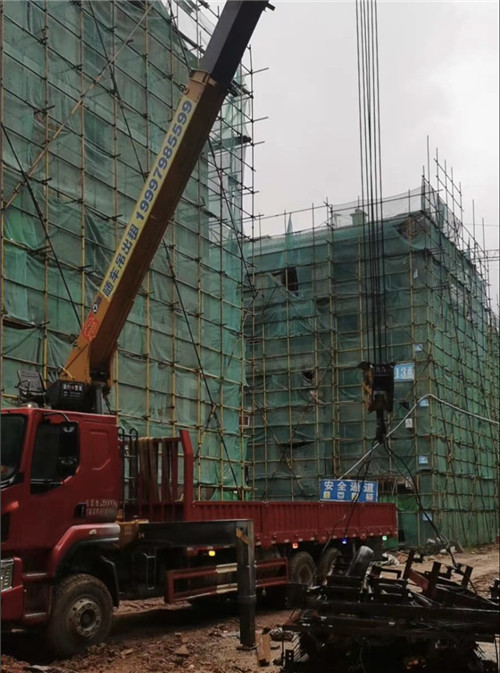 全州县“慢工细活”—— 吊车的 “微动控制” 技术